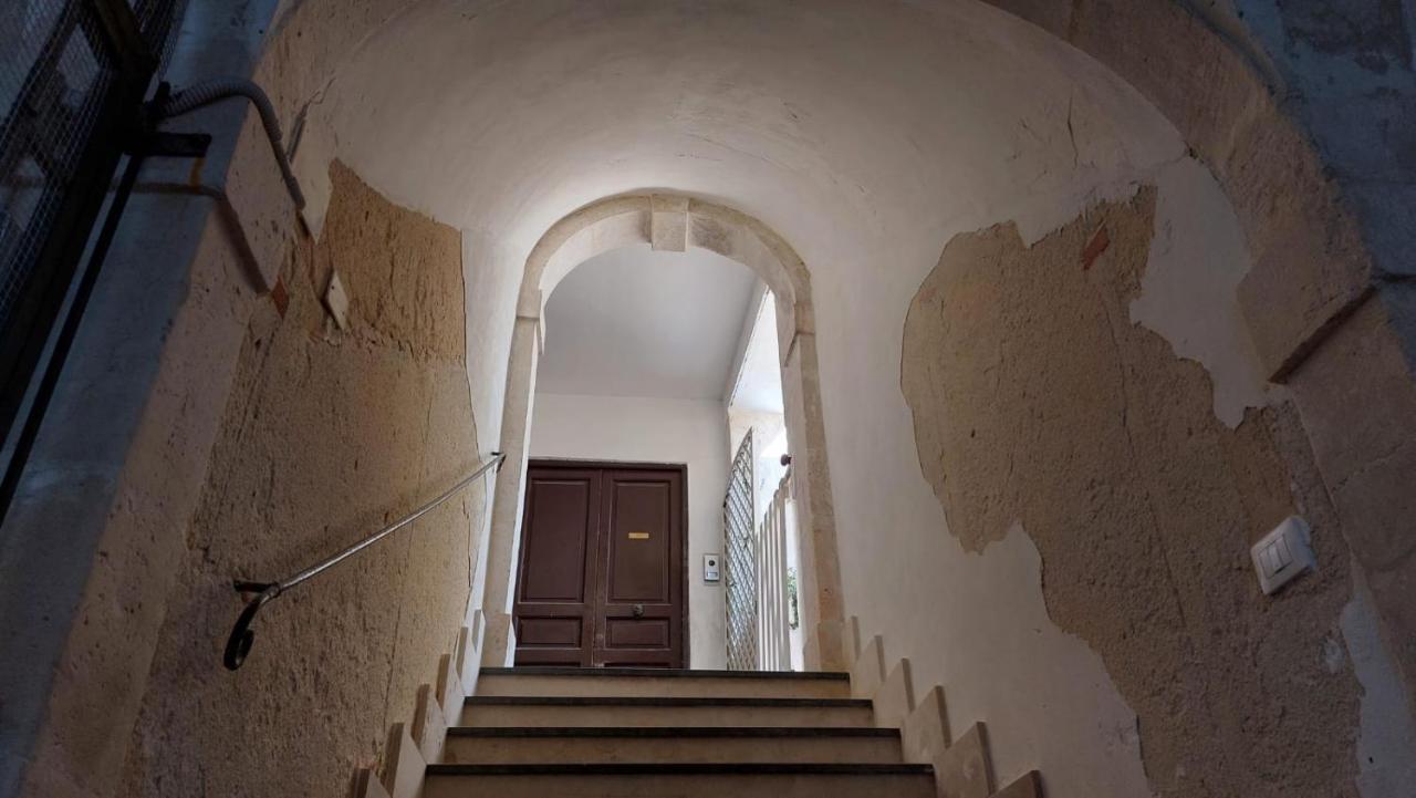 דירות סירקוזה La Casa Dei Gatti מראה חיצוני תמונה
